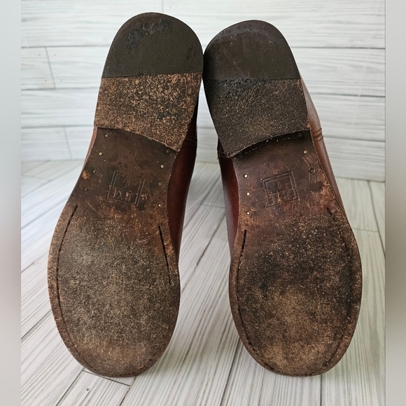 Frye Melissa Tall Button Leather Boots in Cognac Brown Size 7 - Picture 9 of 11